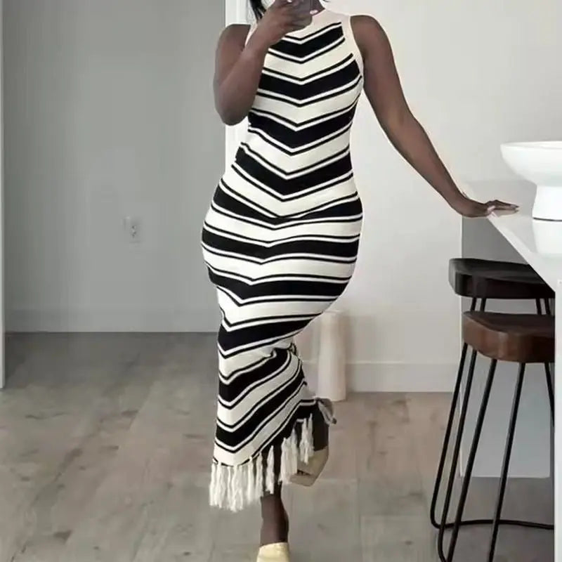 Women's high-end round neck new sleeveless striped knitted dress with unique base and hip hugging long skirt eprolo